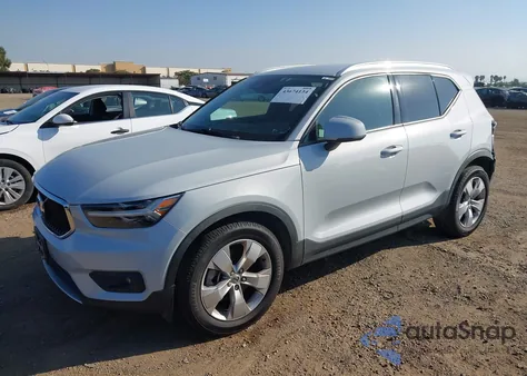 2021 Volvo Xc40 T4 Momentum from USA, damaged, VIN YV4AC2HK8M2536571